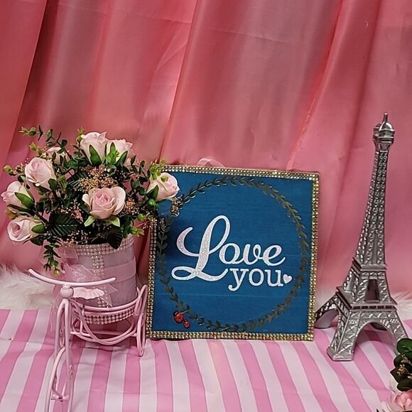 LOVE YOU Wall Decor - Picture 1 of 4